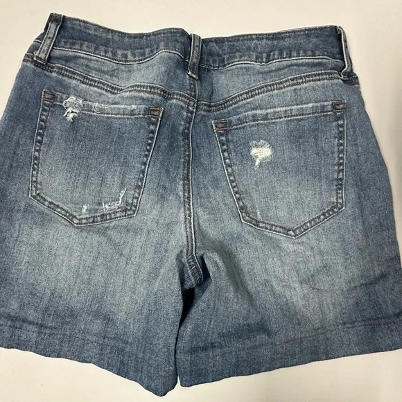 Distressed Denim Women's Shorts - Picture 6 of 8